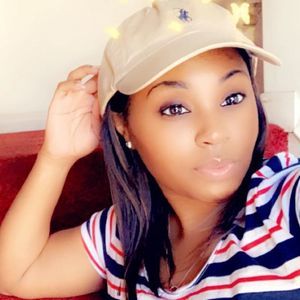 Meet your Posher, Nika